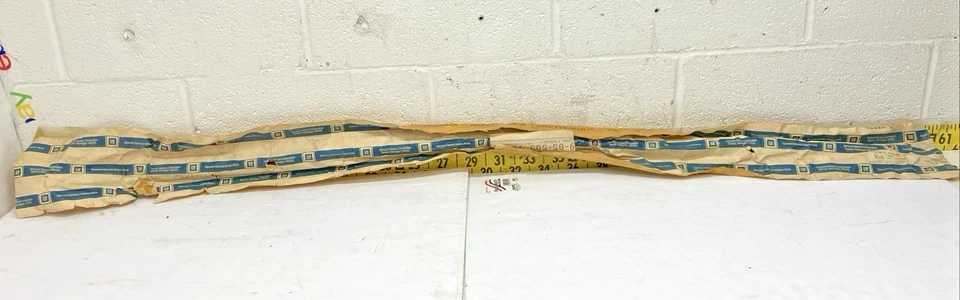 OEM GM Hood Lip Trim 14065303 1983-85 Chevy Citation X-14 equipamiento deportivo (Bin88) Foto 4 de 4