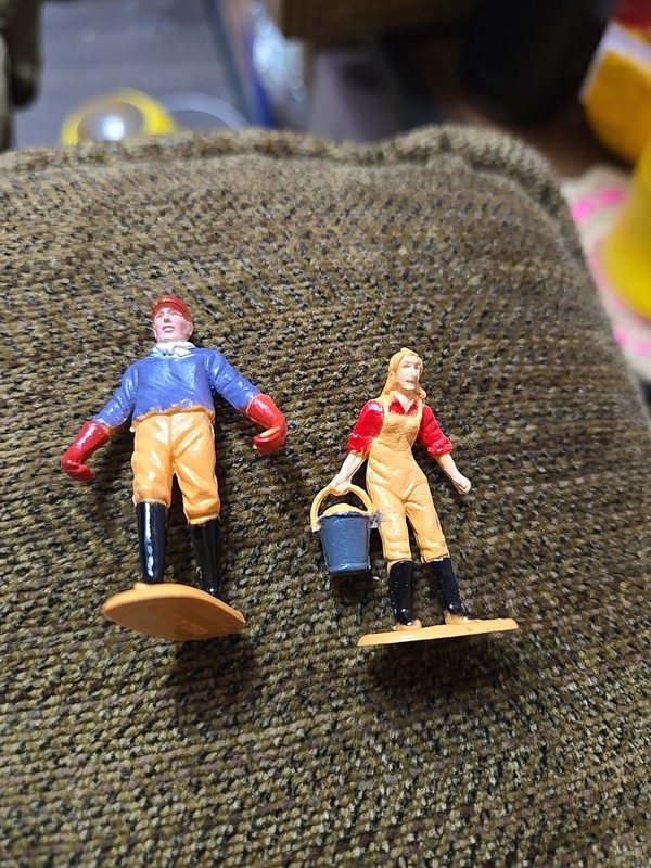 My Farm Farm Figures Lot Of Two Lady And A Guy Used SLP 