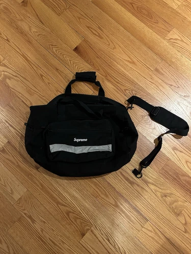 Taille O/S Sac de voyage Supreme Hi Vis Medium noir Fw14