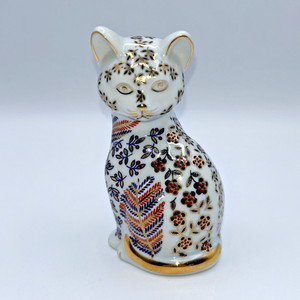 VTG Japanese Imari Neko Floral Hand Painted Porcelain Cat Figurine Decor EUC