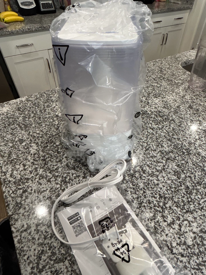 LEVOIT Humidifier OasisMist 4.5L Smart for Home Warm & Cool Mist Air White *NEW - Image 3 of 4