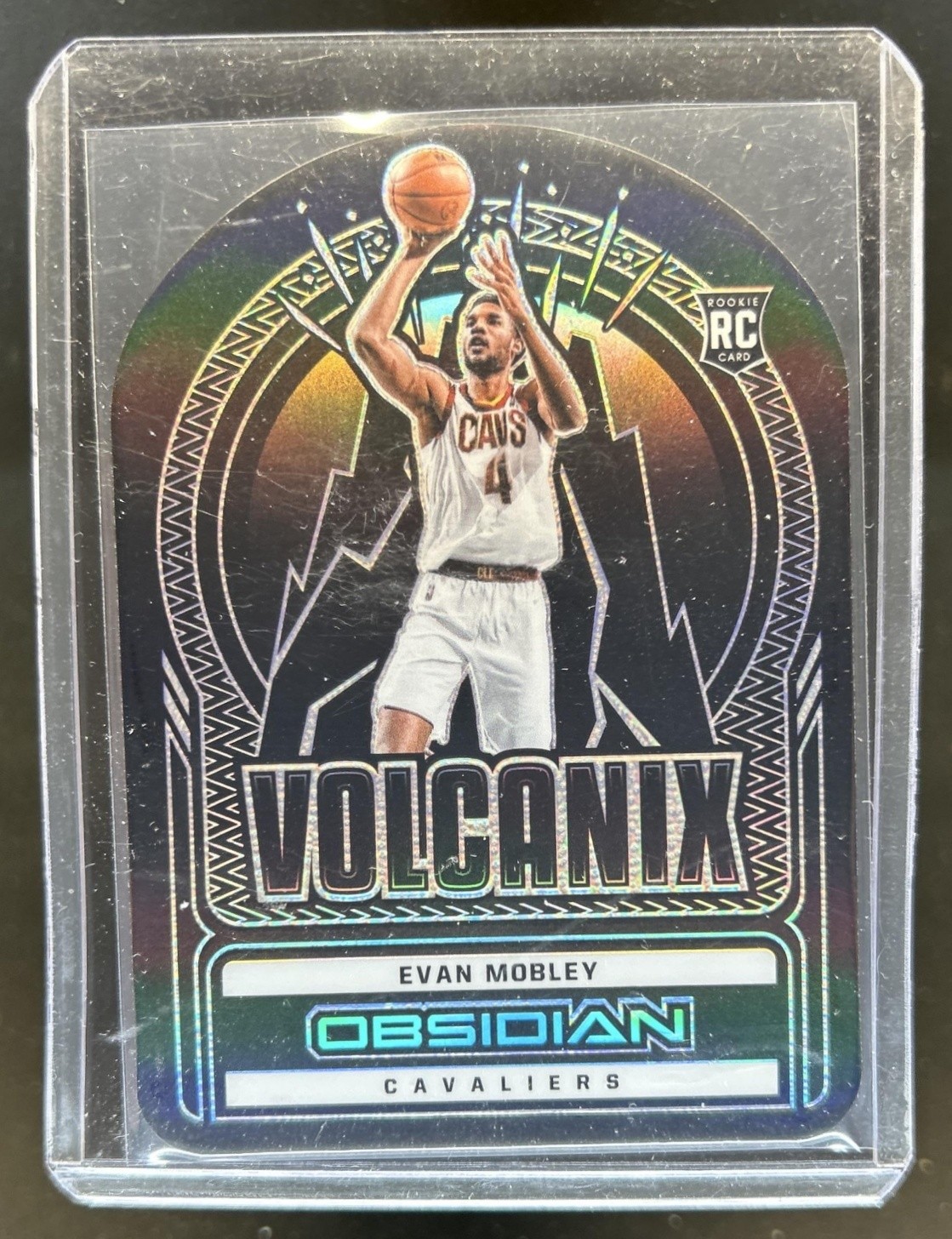2021-22 Panini Obsidian Evan Mobley Volcanix RC Rookie #10 Cavaliers