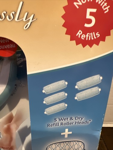Amope Pedi Perfect Wet Dry Recargable Foot File 5 Cabezales de Rodillo de Recarga y Estuche p - Imagen 3 de 5