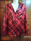 VICTORIA'S SECRET SLEEP TOP SIZE MEDIUM COLOR RED AND BLACK — photo 1