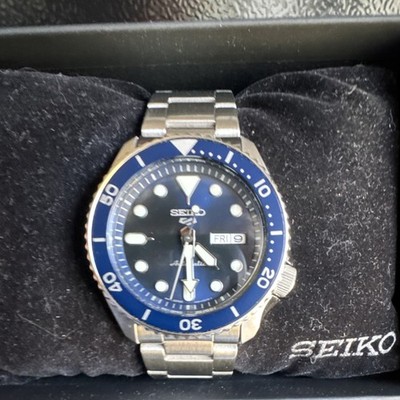 Seiko 5 Automatic Diver Wristwatch Blue Dial Steel Bracelet 100m Day/Date Box 