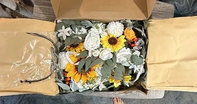 Sunflower Daisy Artificial Floral Arrangement Wedding Decor in Damaged Box