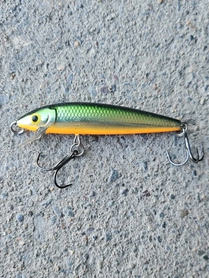 Fisherman Special Order Tackle House Rolling Bait Lure - Image 2 of 3