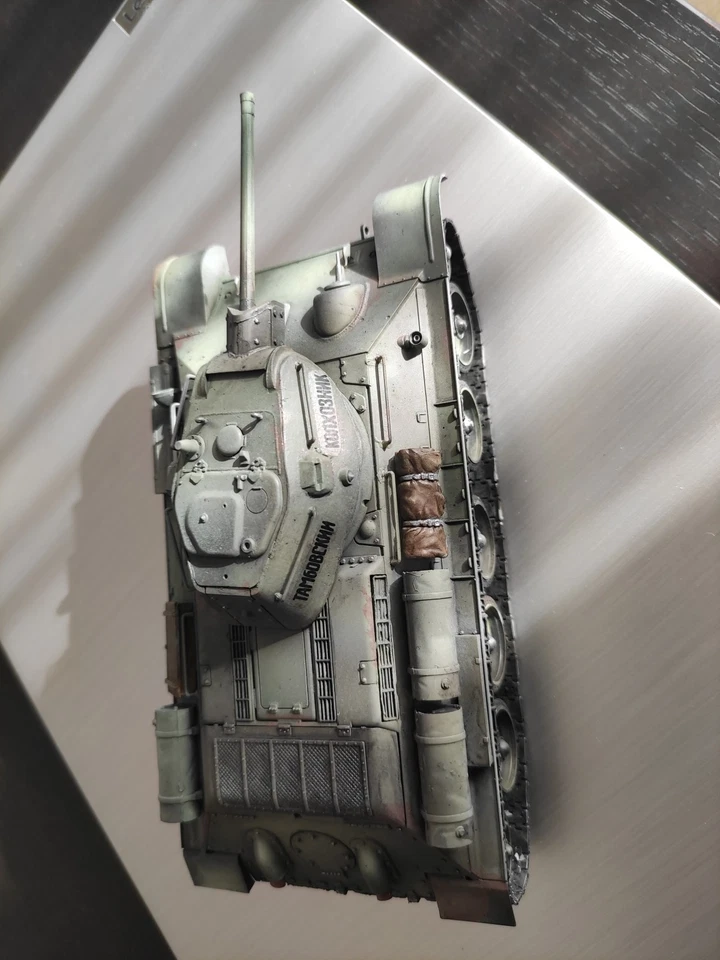 TAMIYA 1:35  KIT CARRO ARMATO T34/76 1943 PRODUCTION MODEL RUSSIAN TANK    35059 - Immagine 4 di 4