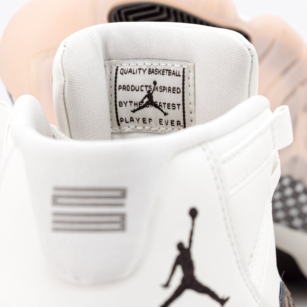 Nike Air Jordan 11 Retro Neapolitan Sneakers Classic Low Trainers