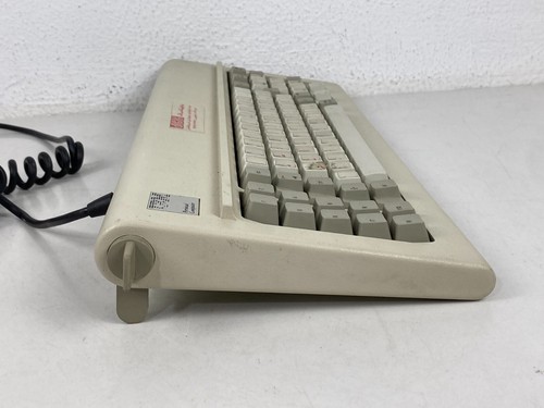 Vintage IBM Model F 83 Key Keyboard for PC 5150 & XT 5160 Personal Computer - Picture 9 of 17
