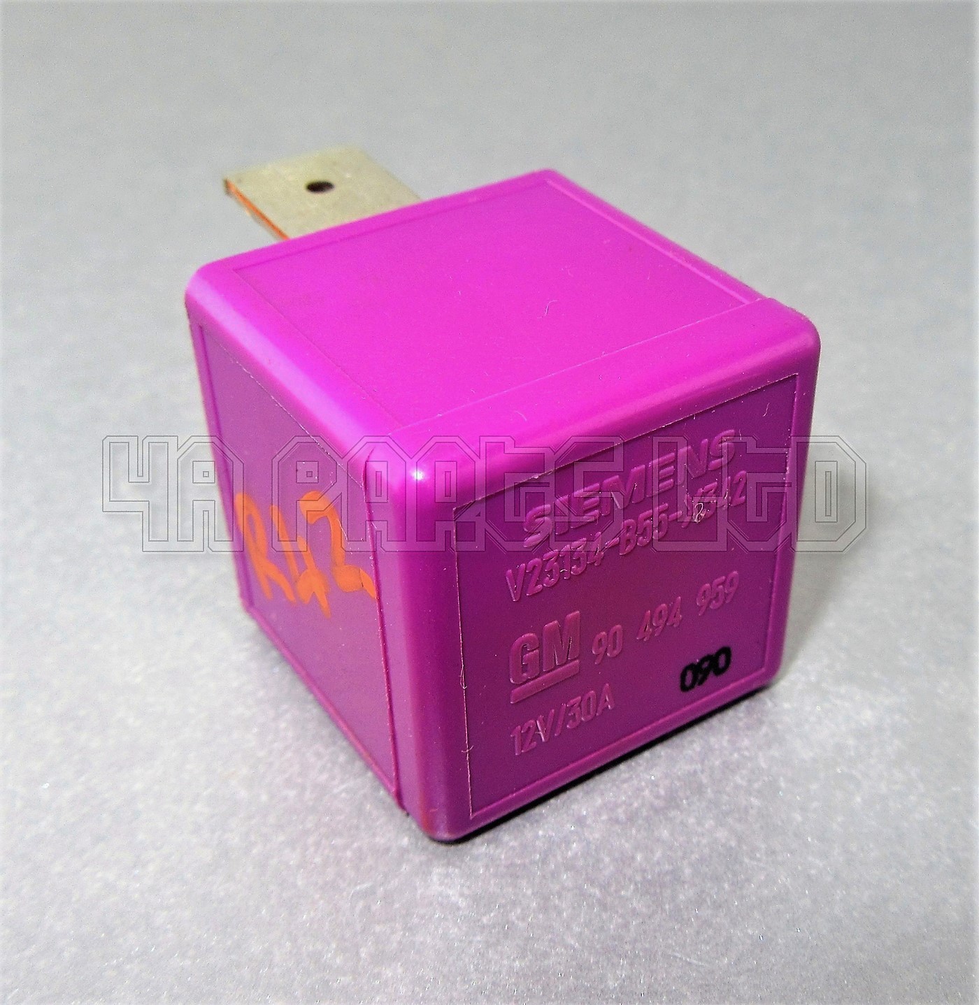 Saab 93 95 900 Fuel Pump Purple relay 90494959 Tyco V23136B55X342