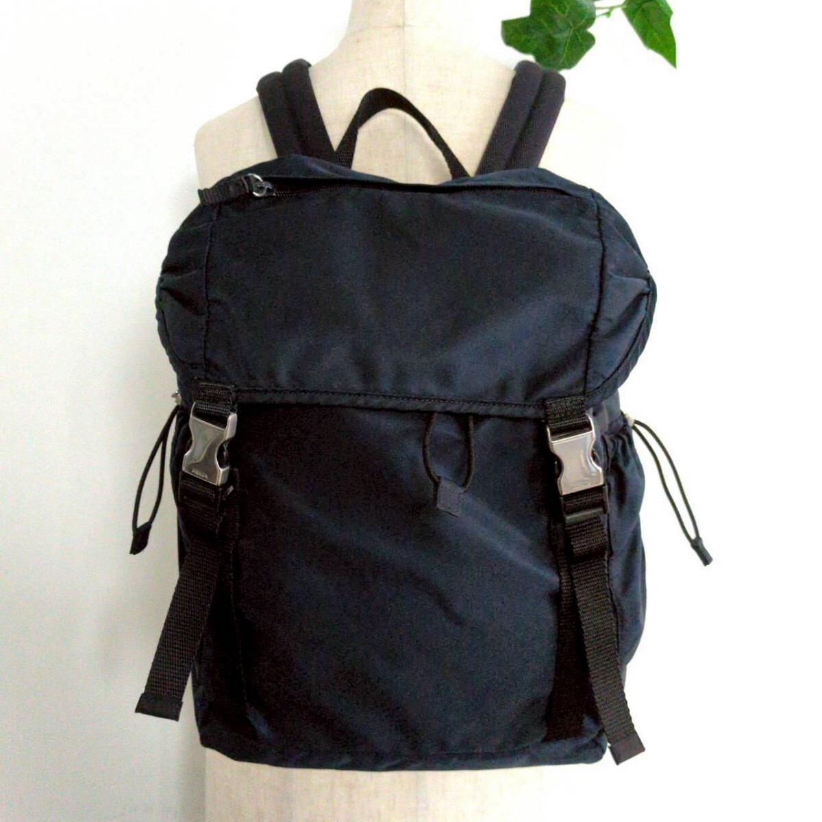 Excellent Condition Prada V135 Large Capacity Nylon Lightweight Drawstring Backp thumbnail 10