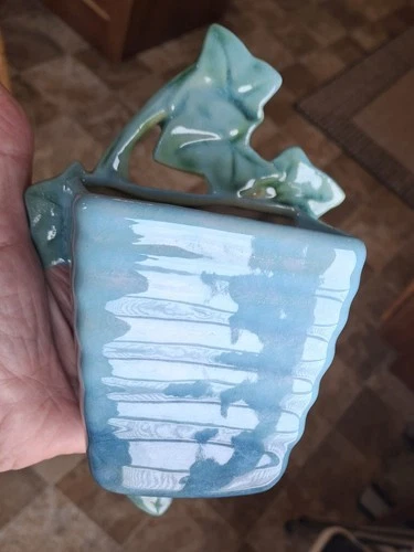 Rare Roseville Wincraft Blue 1948 Mid Century Modern Pottery Wall Pocket 266-4