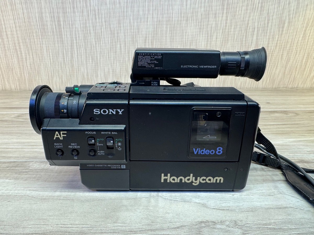Sony CCD-V3 Handycam Video 8 Camera Recorder 
