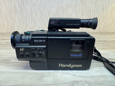 Sony CCD-V3 Handycam Video 8 Camera Recorder 