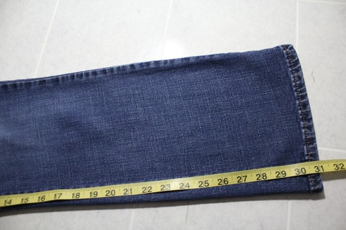LEE Modern Series Women's 10/12 (33 x 31) Curvy Fit Boot Cut Stretch Jeans GUC - Picture 9 of 12