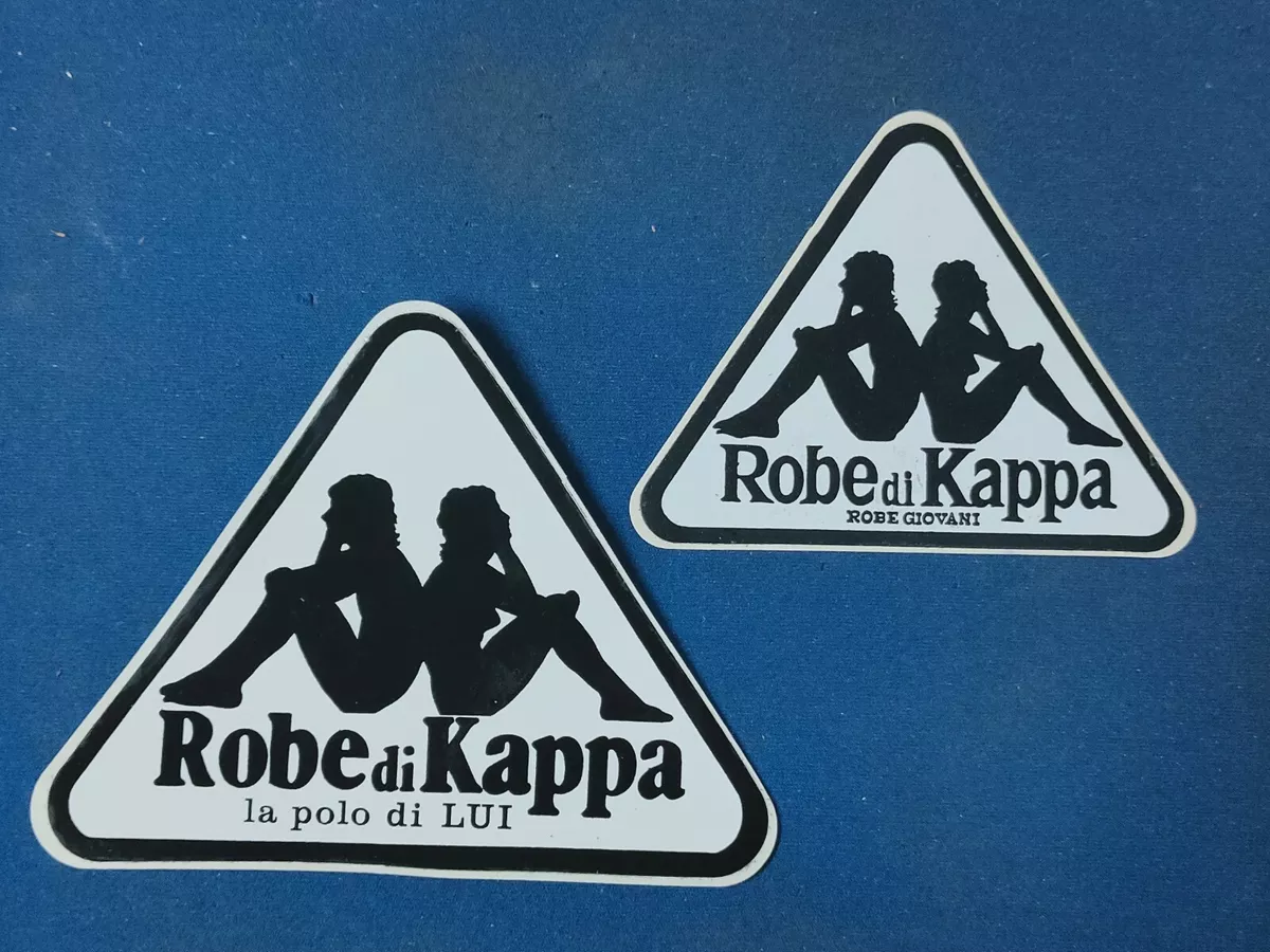 Adesivo Sticker ROBE DI KAPPA set 2 pezzi di cm 11 x 8 5 e 8 5 x 6