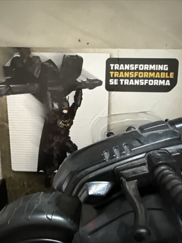 DC Comics Batman Batcycle, Transforming 2-in-1 Batcycle & Batglider Vehicle - Picture 2 of 5
