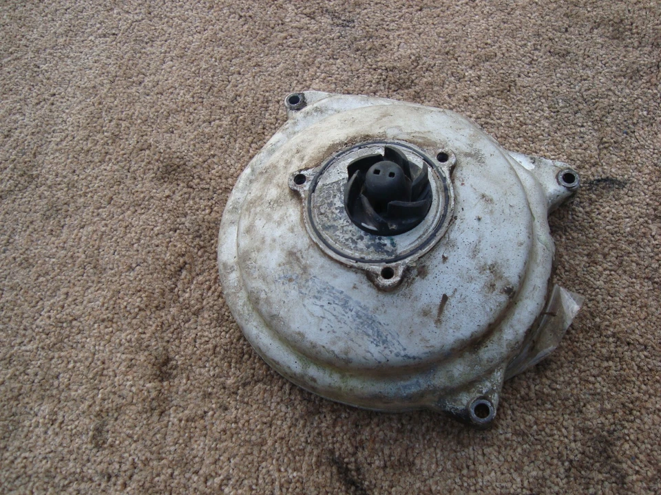 2002 YAMAHA AEROX 50 YQ50 SCOOTER BOMBA DE REFRIGERANTE DE ÁGUA GWO TESTADA COM PARAFUSOS - Imagem 2 de 4