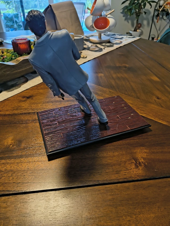 Max Payne 3 Collectors Edition 10 Inch Statue Figurine Max Payne NO Box Rockstar - Image 3 of 4