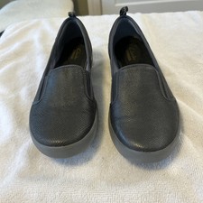 Clarks Womens Black Slip on Loafers 6 W