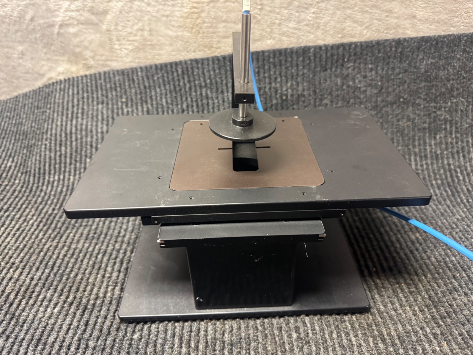 Ocean Optics LS-1 Tungsten Halogen Lamp With Stand