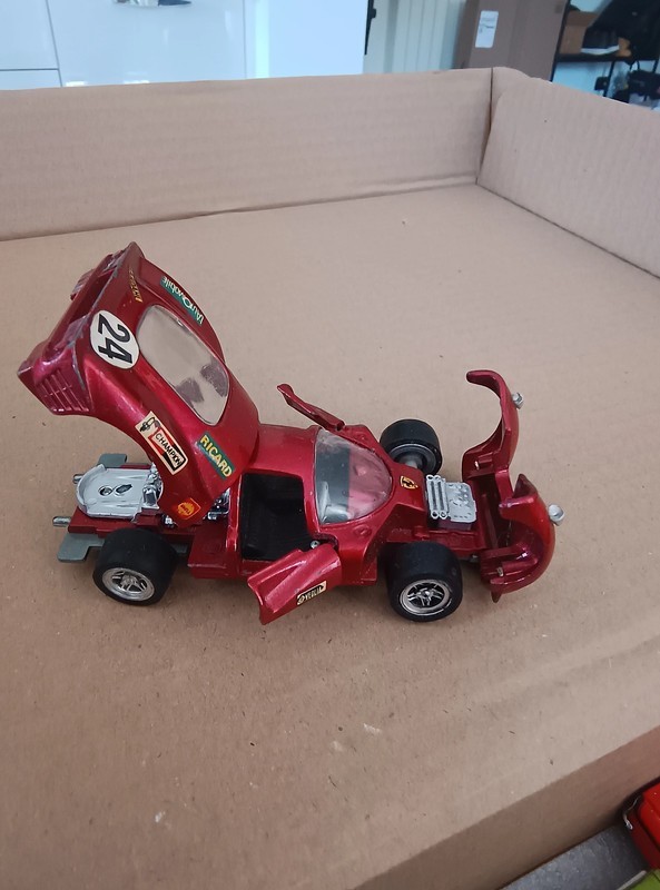Foto 5 di 12