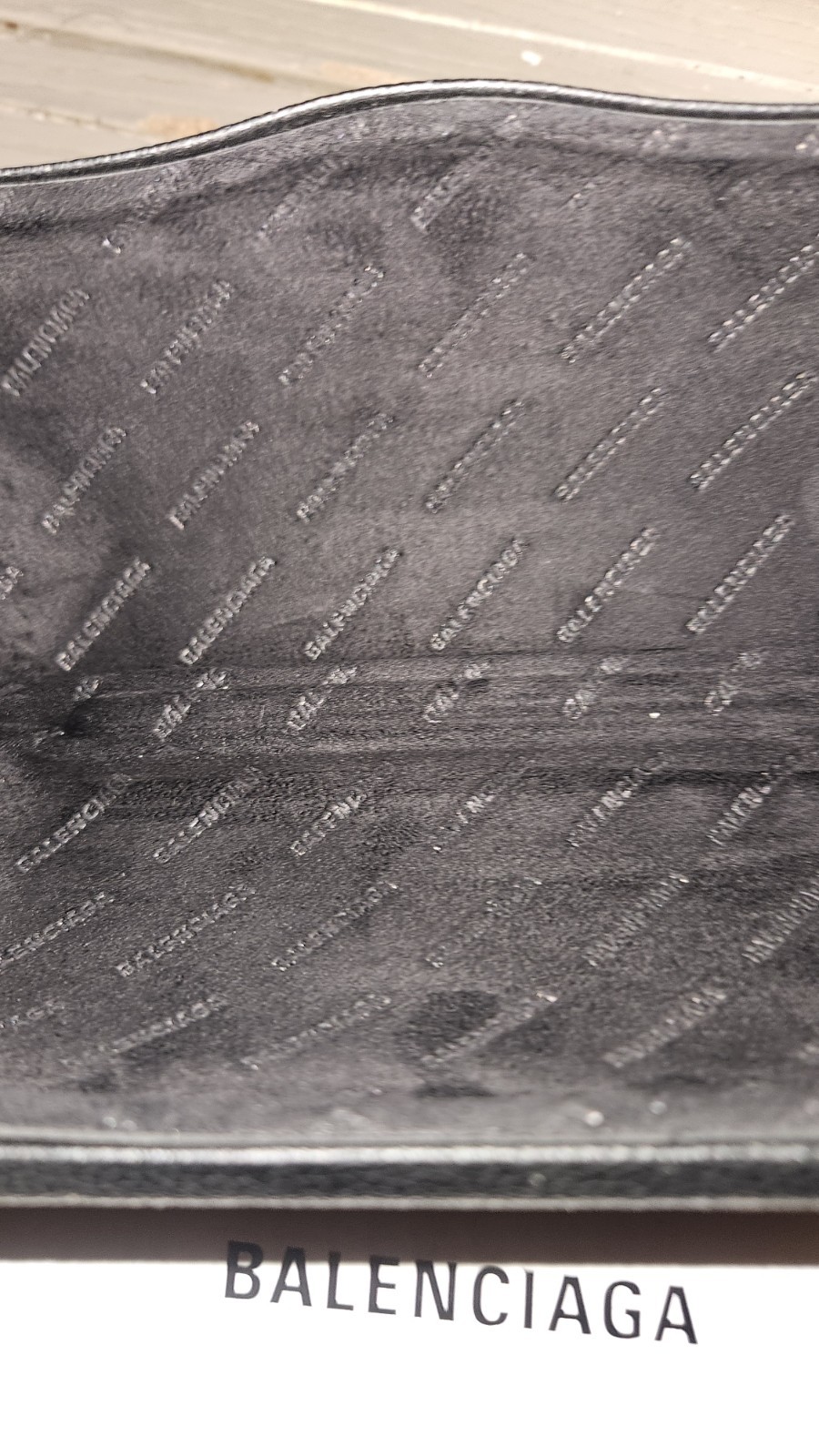 Brand New Medium Balenciaga Hard Clamshell Glasses Case With Extras thumbnail 9