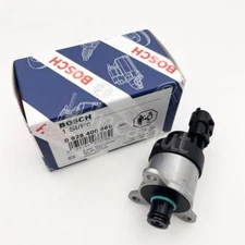 Fuel Injection Pressure Regulator Fits For 03-07 Dodge Ram 2500 3500 5.9L USA