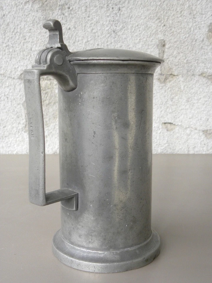 PICHET COUVERT  19 eme ÉTAIN -  estampillé Frayssinet À Villefranche, 1L - Photo 3/4