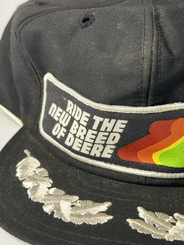 Sombrero de camionero John Deere Snapback de colección huevos revueltos--Hecho en Kentucky Foto 3 de 4