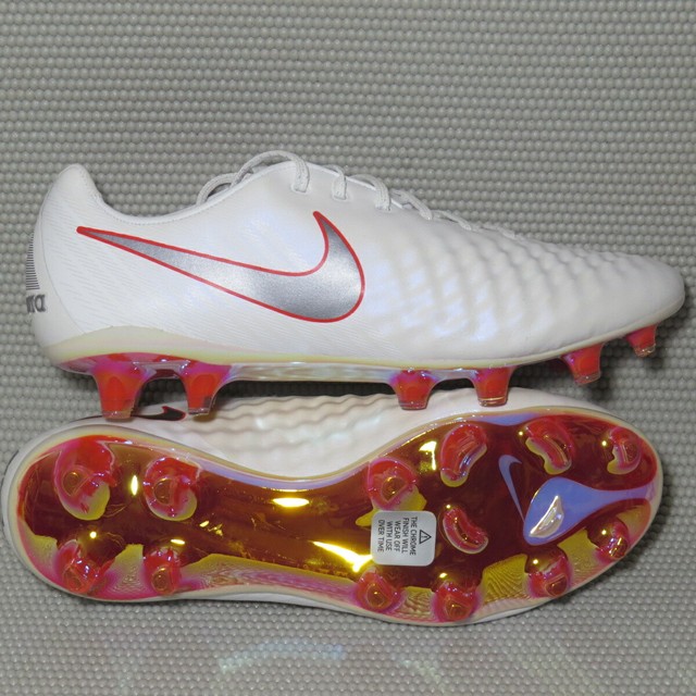 magista size 2