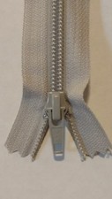 Lot of 20 NEW YKK Gray 12 inch Zipper 5 CFIC-56