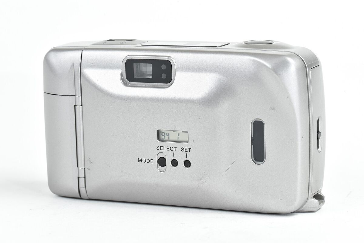 Kyocera T Proof Yashica T4 Super T5 35mm Film Camera JAPAN Kyocera T Proof Yashica T4 Super T5 35mm Film Camera JAPAN