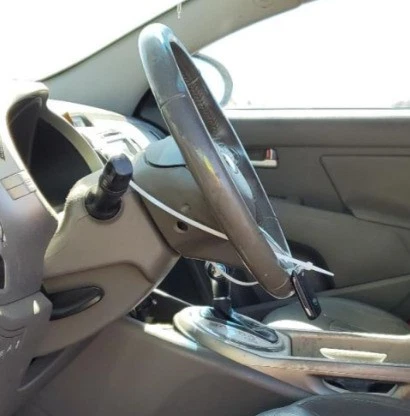 2013-2016 Kia Sportage LH Driver Steering Wheel Airbag OEM - Image 2 of 4