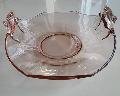 Beautiful! Pink Depression Glass Candy Dish with handles 😍😍😍