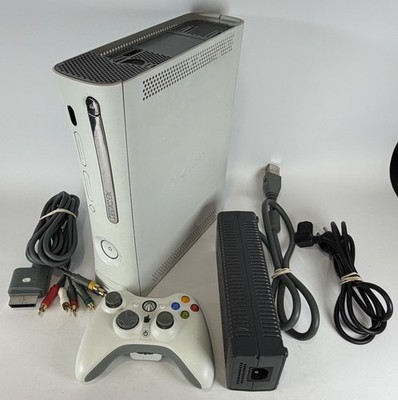 MICROSOFT XBOX 360 ORIGINAL WHITE CONSOLE BUNDLE *TESTED & WORKING*