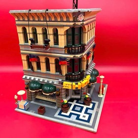 LEGO Creator Expert Modular Buildings Grand Emporium 10211 Used As Is Japan