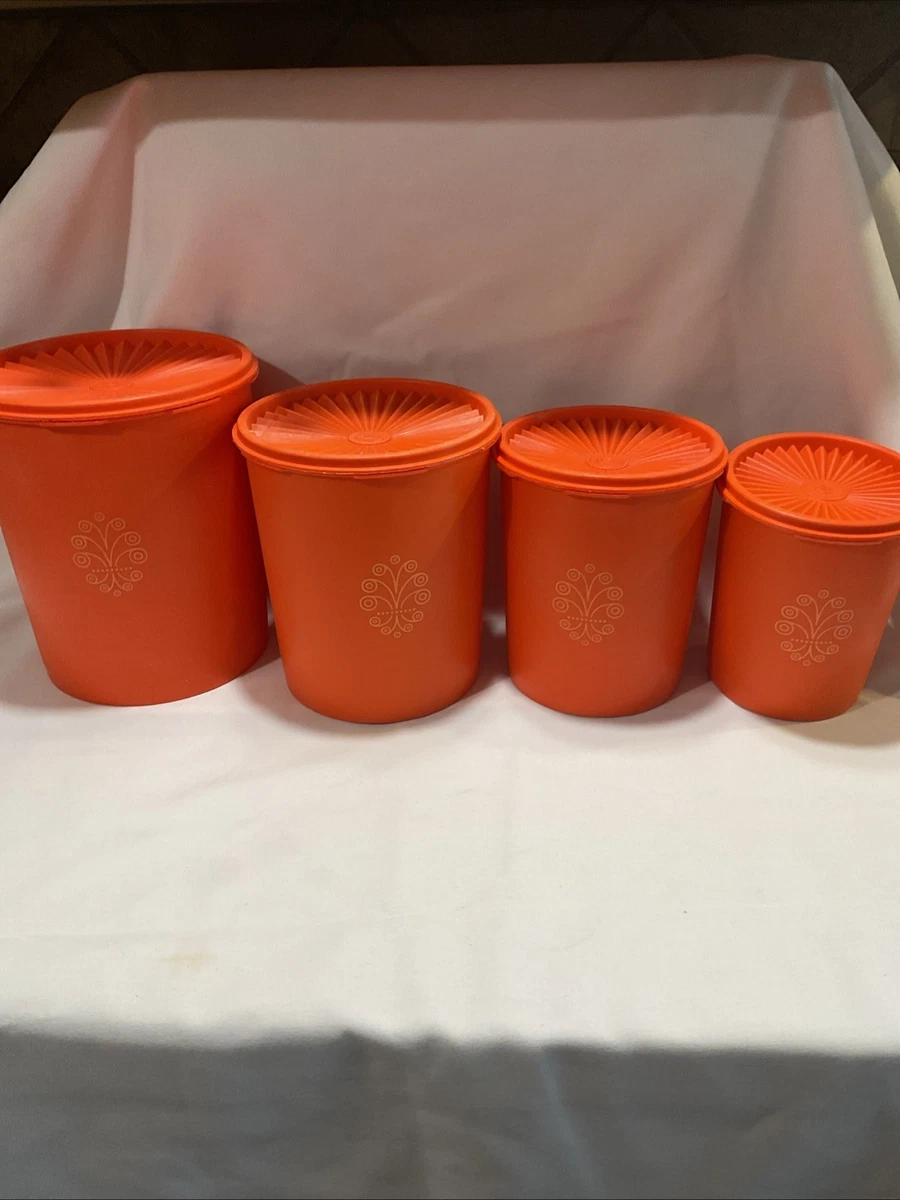 25+ Retro Tupperware In Collectible Plastic Food Canisters (1970