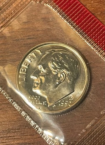 1990  D Uncirculated Roosevelt Dime in Mint Cello