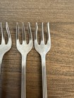 Oneida Distinction Deluxe REMBRANDT HH Stainless Flatware 4 Seafood Forks — photo 5