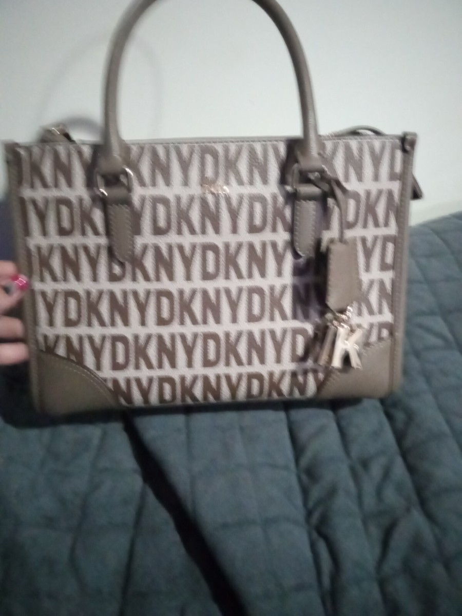 DKNY PURSE BROWN NEVER BEEN USED | eBay display picture 3