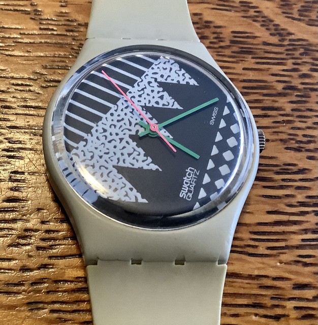 Swatch Grey Memphis GM100 1984 Gent 34mm Fun | Acquisti Online su eBay