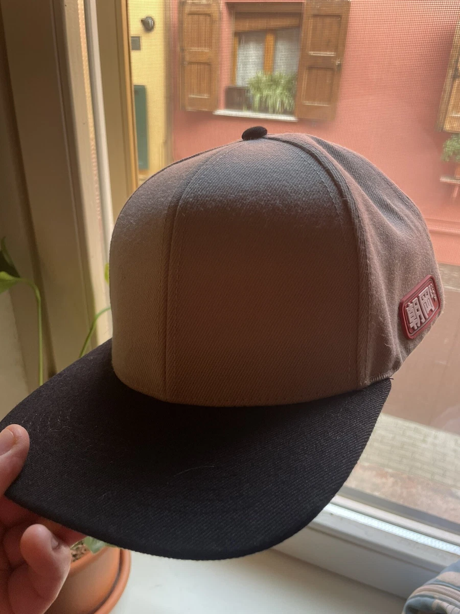AA032 Cappello da Sole Regolabile con Visiera Scintillante, Cappello Trucker con Diamanti Brillanti, Cappellino Sportivo da Esterno con Rete e Strass, Berretto da Baseball Luccicante