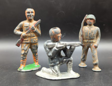 Lot of 3 BARCLAY SOLDIERS Metal