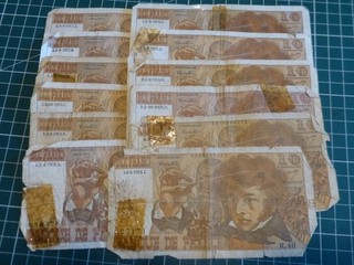 FRANCE BERLIOZ LOT 12 BILLETS de 10 FRANCS ETATS MEDIOCRES (SCTOCHES) !