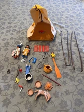 RETIRED Vtg Playmobil 3871 Native Indian Teepee Family figures Western Set lot