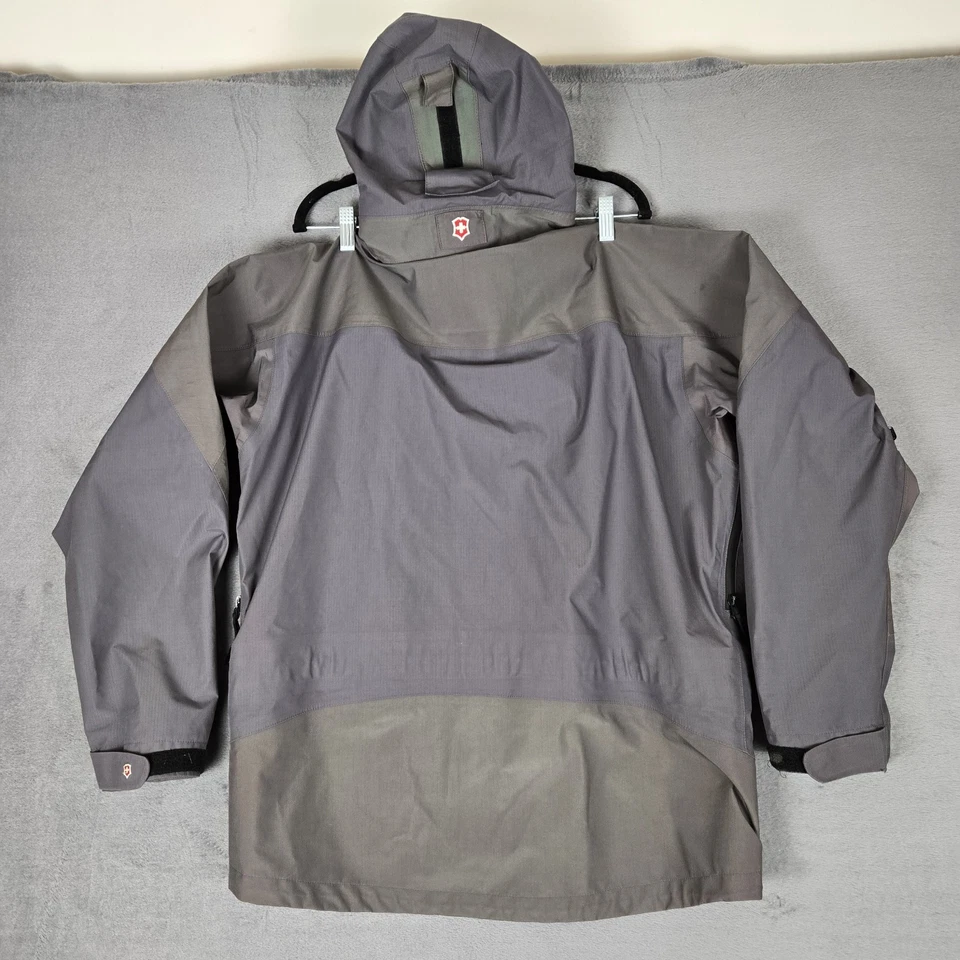 Chaqueta Victorinox Para Hombre Gris Medio Gore Tex XCR Impermeable Carcasa Exterior *LEER Foto 2 de 4