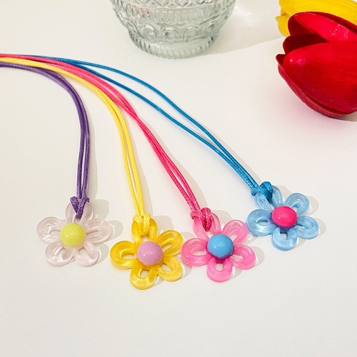 Color Contrasting Necklace for Girls Elegant and Unique Acrylic Jewelry - Picture 6 of 21