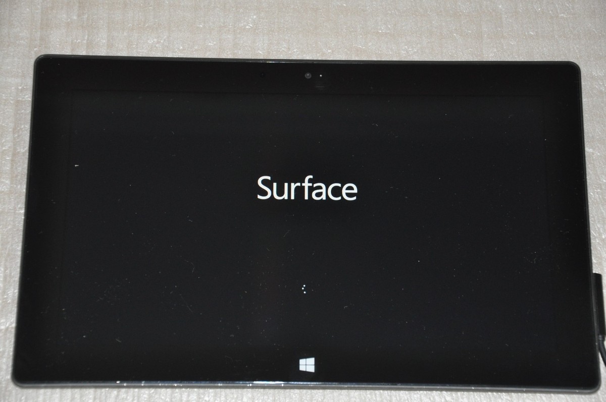 Microsoft Surface Windows RT Touchscreen Tablet Model 1516 32gb